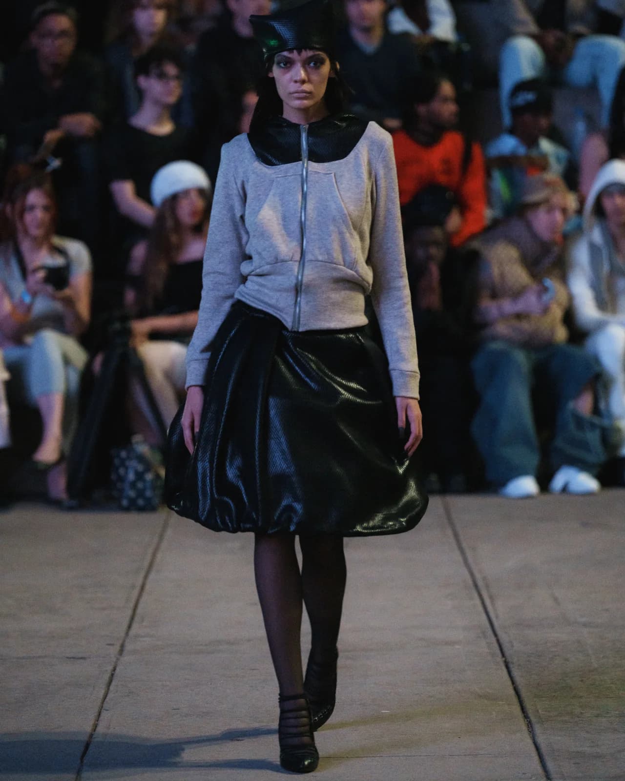 model wearing look 11 from the iseder spring/summer 2024 runway collection