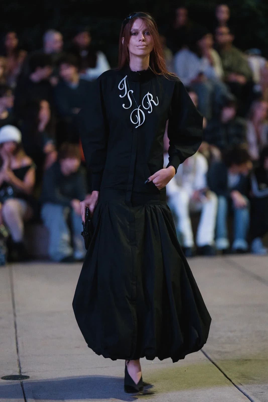 model wearing look 18 from the iseder spring/summer 2024 runway collection